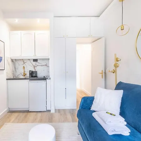 Apartment Studio Chic In The Heart Of - Republique *